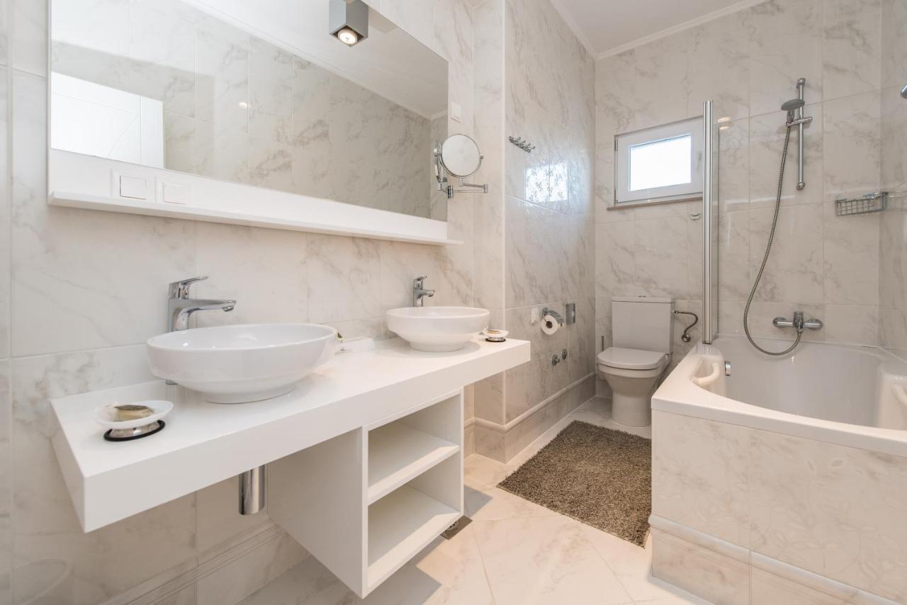 Apartmán Pool Terrace Sea View Sarkic Novalja Exteriér fotografie