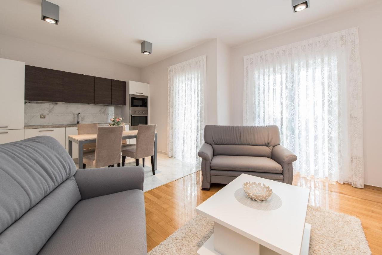 Apartmán Pool Terrace Sea View Sarkic Novalja Exteriér fotografie