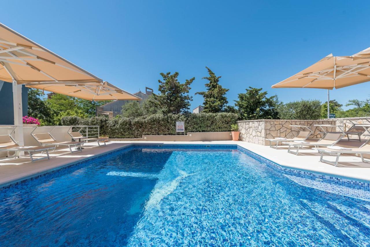 Apartmán Pool Terrace Sea View Sarkic Novalja Exteriér fotografie
