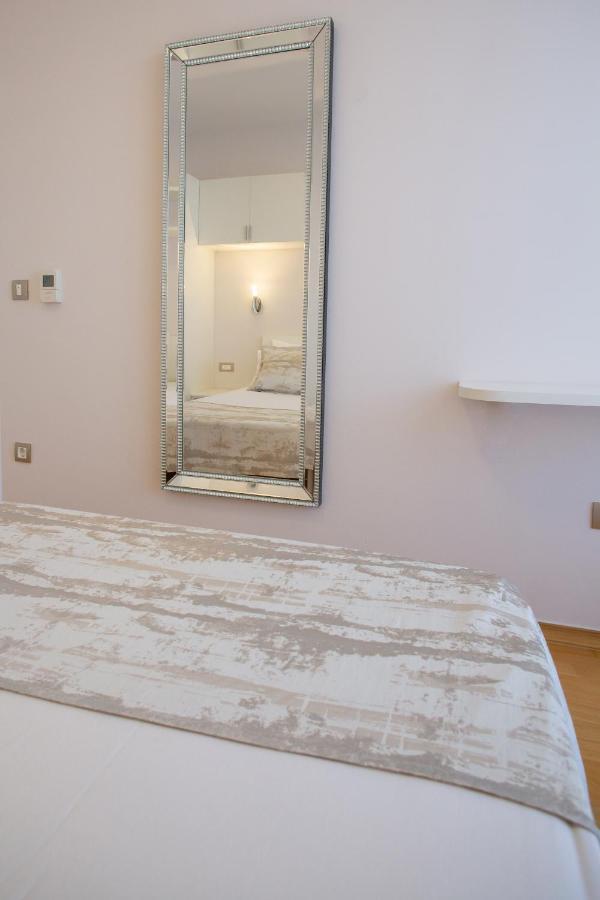 Apartmán Pool Terrace Sea View Sarkic Novalja Exteriér fotografie