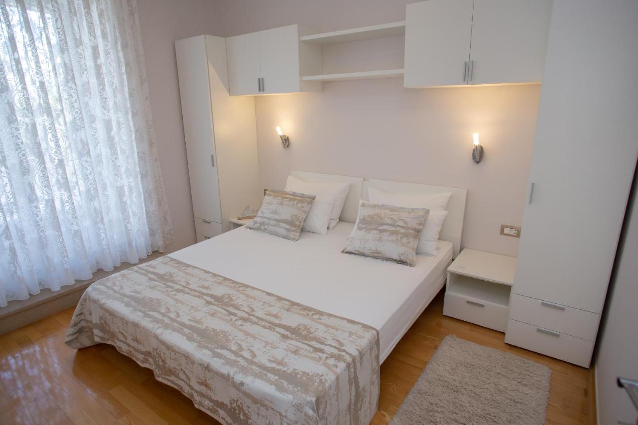 Apartmán Pool Terrace Sea View Sarkic Novalja Exteriér fotografie